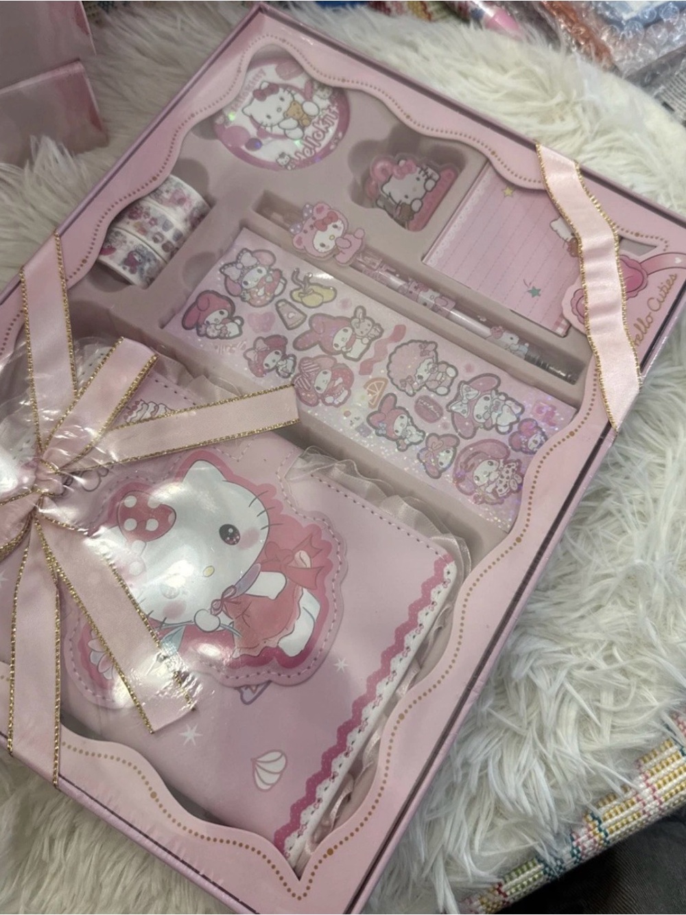 Hello Kitty Pink and White Cute Stationery Gift Set